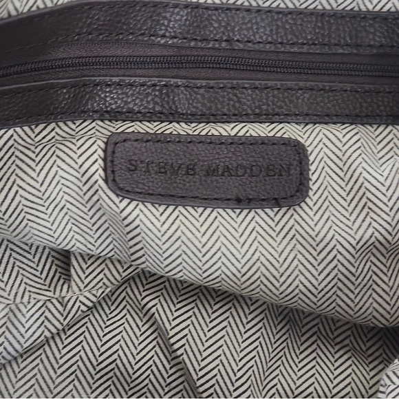 Rehab Bag. Steve Madden XL 2- Way BOHO Crossbody minor WEAR IN LEATHER - Picture 9 of 9